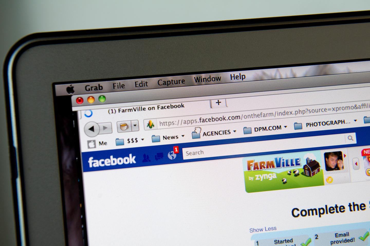 Zynga Elaborates On Its IPO Risks After Schmidt Praises CEO