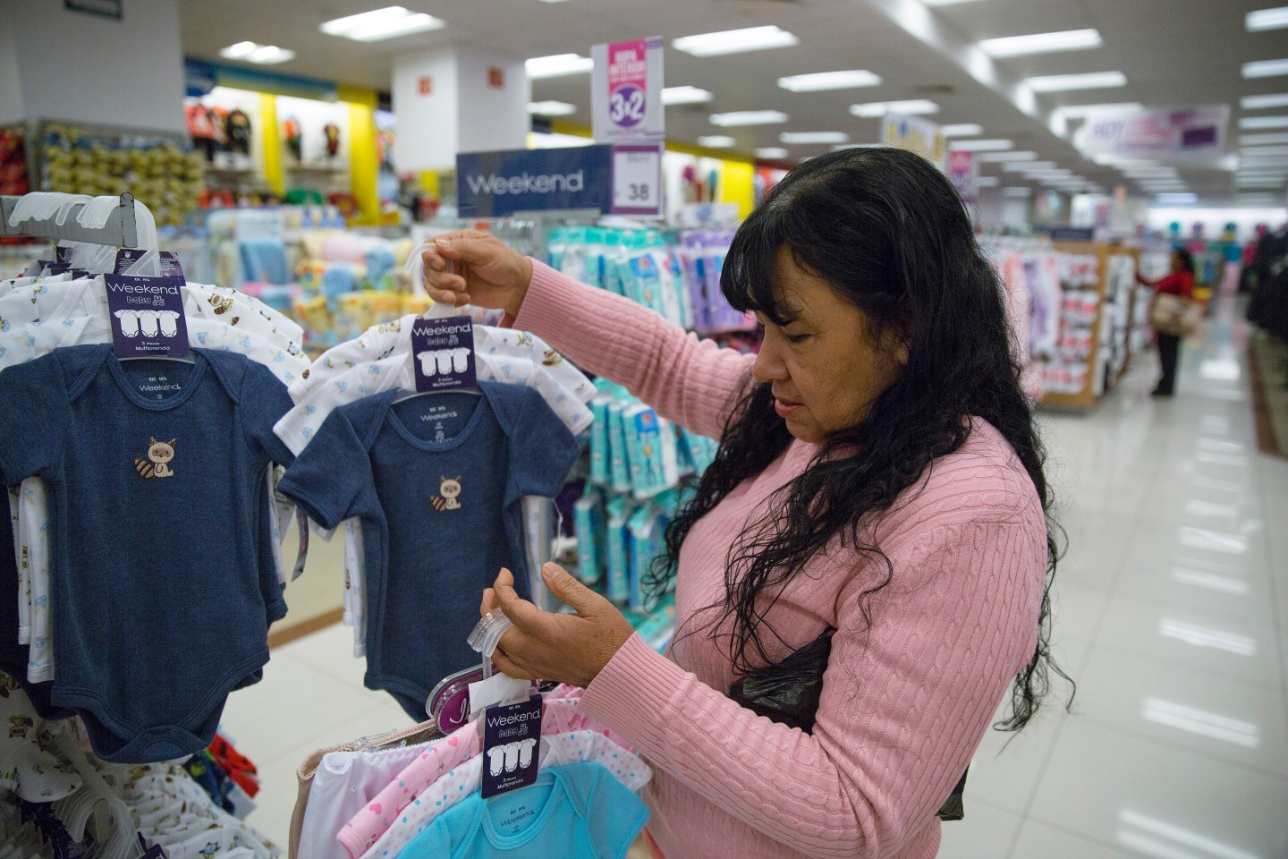 Shoppers at a Wal-Mart de Mexico Suburbia Store Ahead of Quarterly Earnings Report