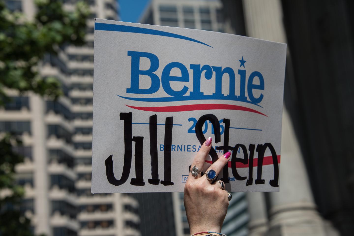 US-VOTE-DEMOCRATS-CONVENTION-PROTEST