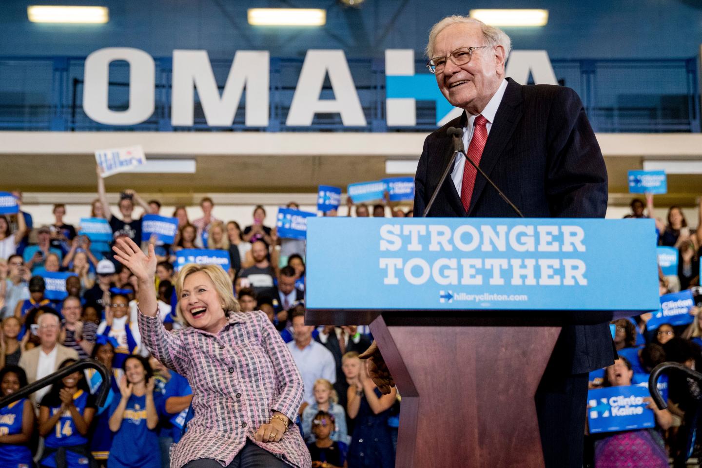 Hillary Clinton, Warren Buffett