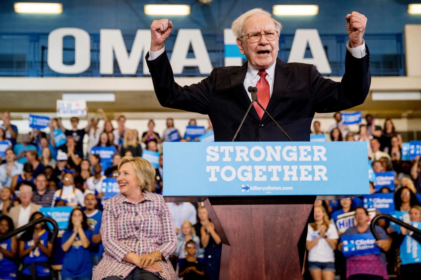 Hillary Clinton, Warren Buffett