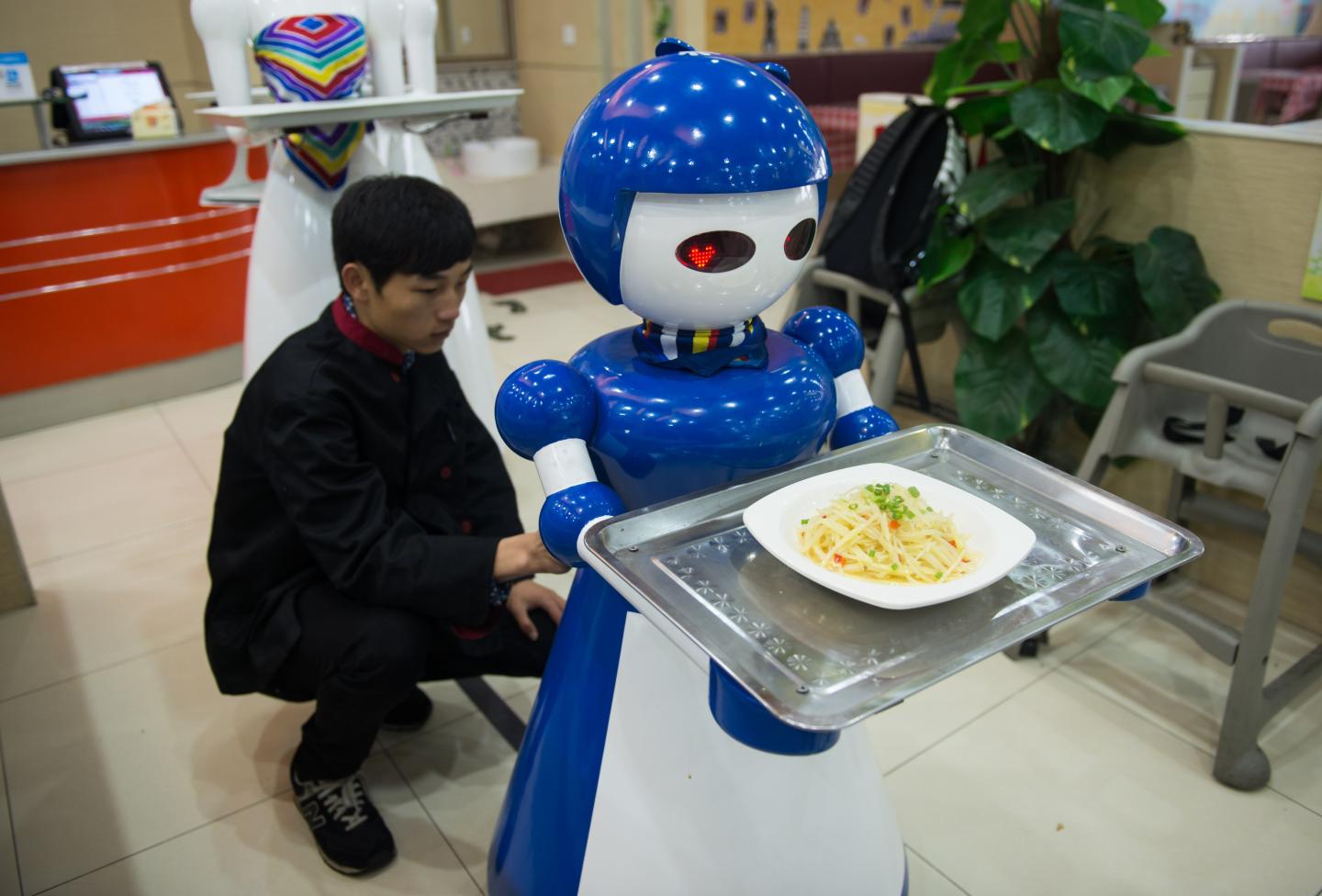 Robot Restaurant In Kunshan