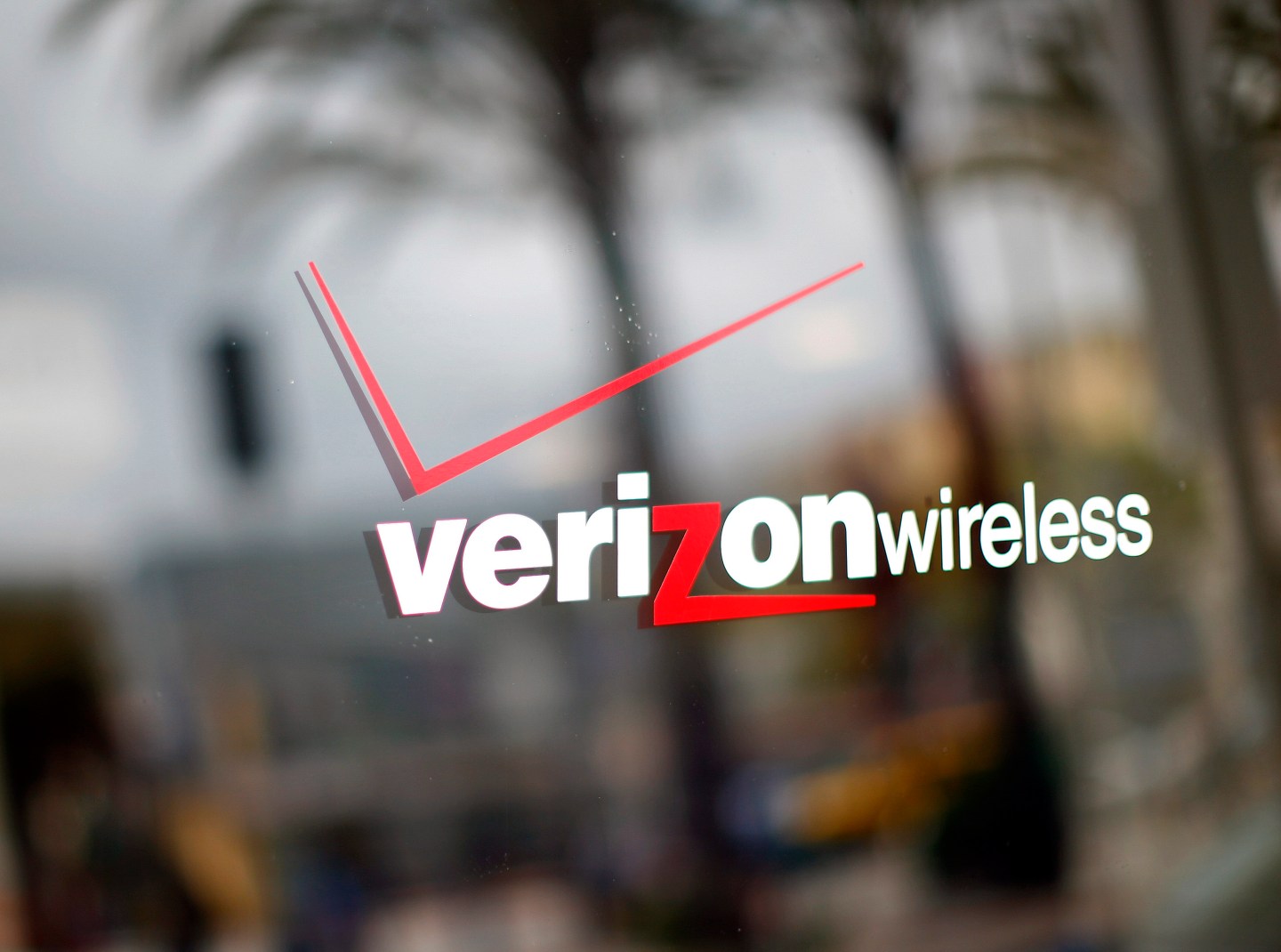 Buoyed By iPhones Sales Verizon Reports Stong Earnings