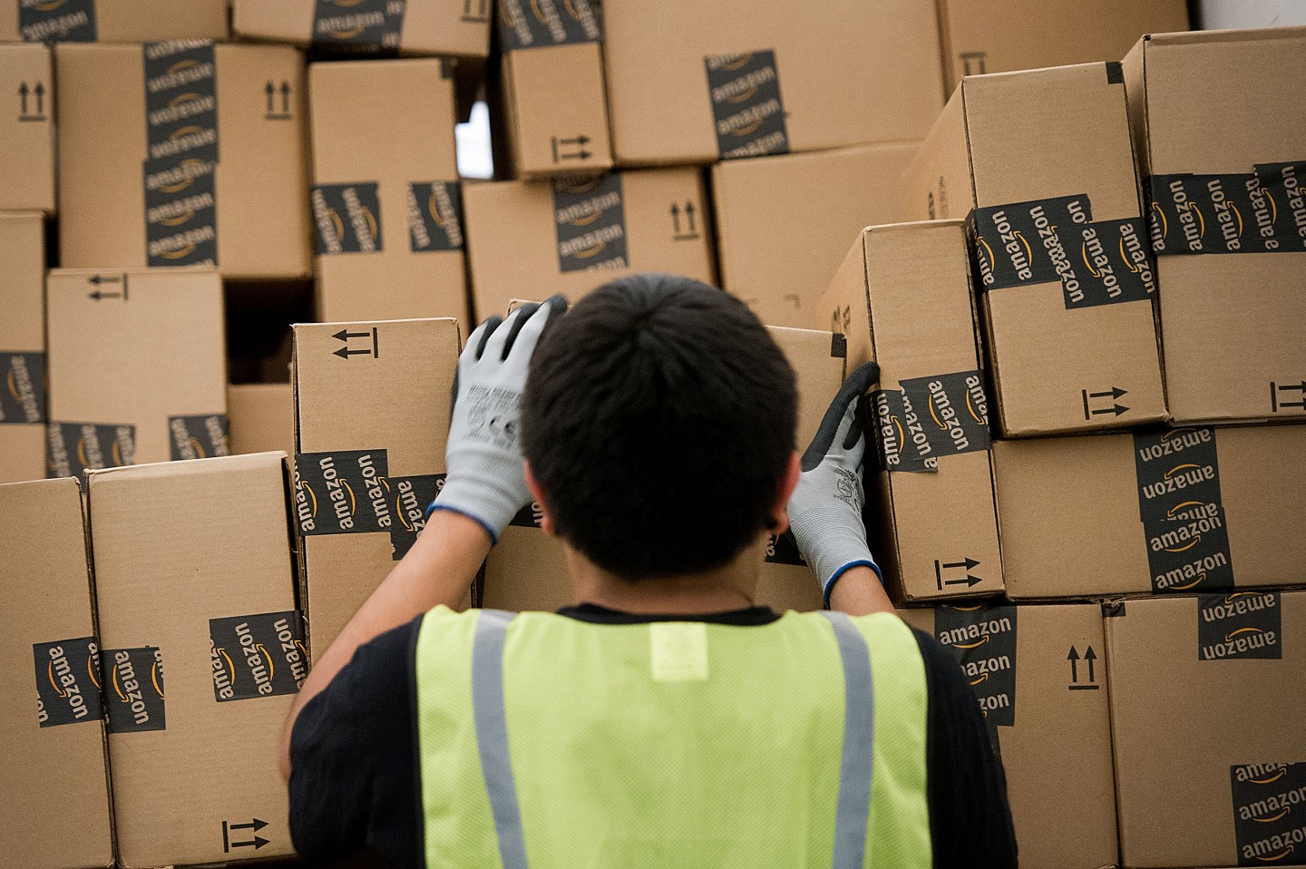 Amazon is expected to be a major factor behind the growth of e-commerce sale
