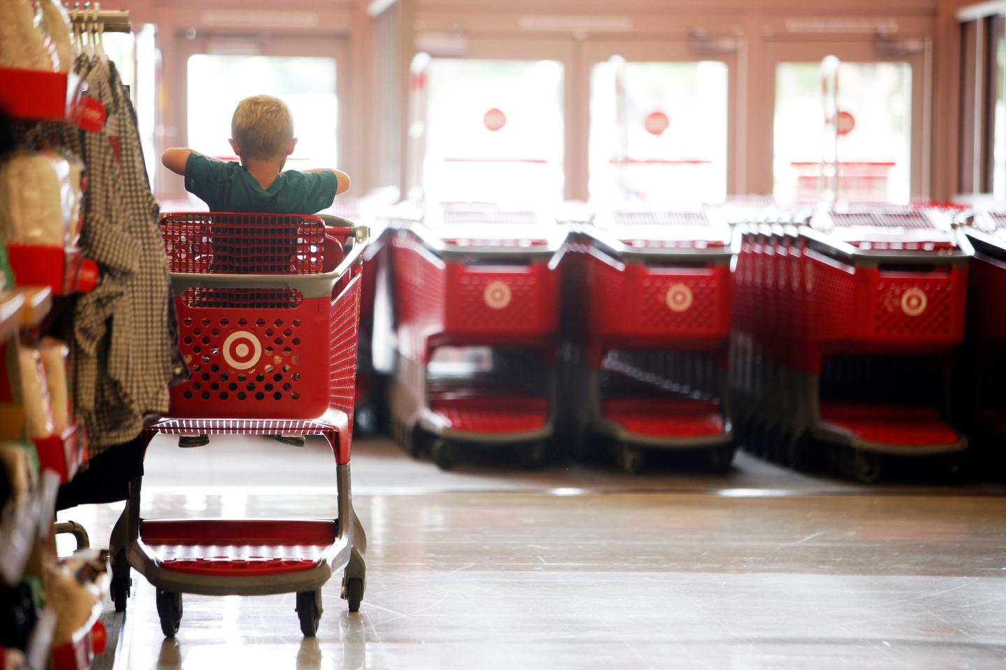 Shoppers At Target Corp. Ahead Of Earnings Report