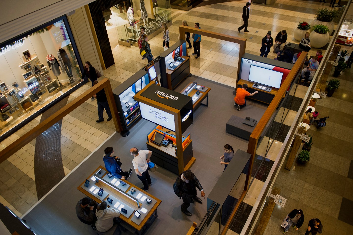 Shoppers Inside The Westfield San Francisco Centre On Black Friday
