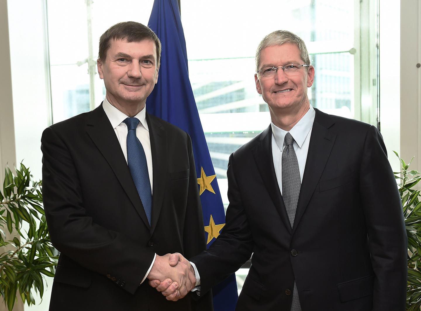 BELGIUM-EU-US-IT-APPLE