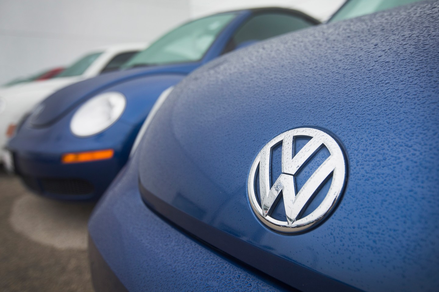 U.S. Government Orders Volkswagen To Recall 500,000 Vehicles Over Emissions Software