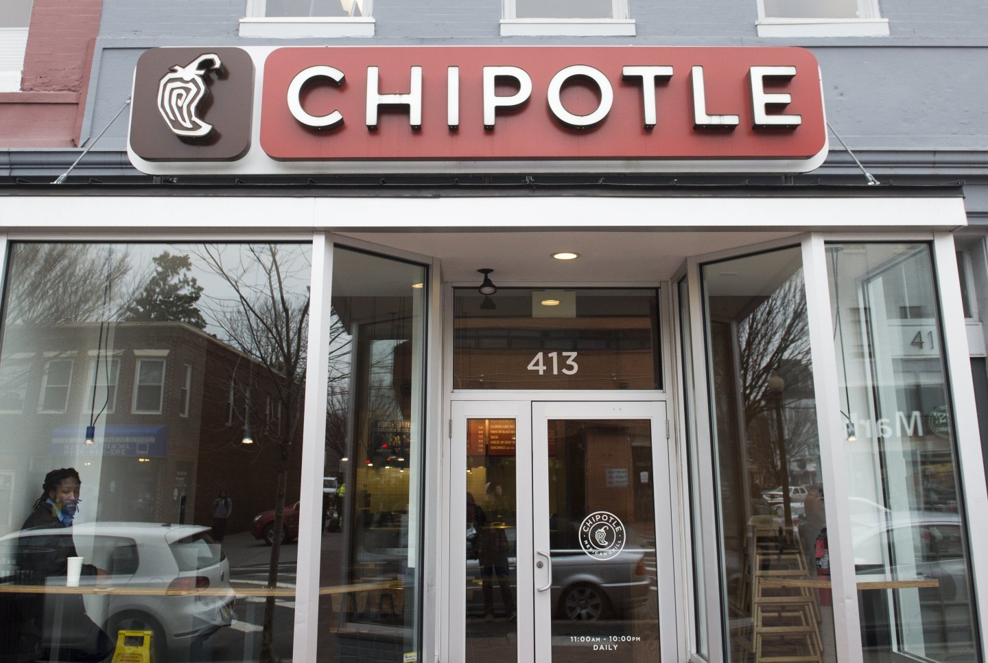 US-BUSINESS-CHIPOTLE