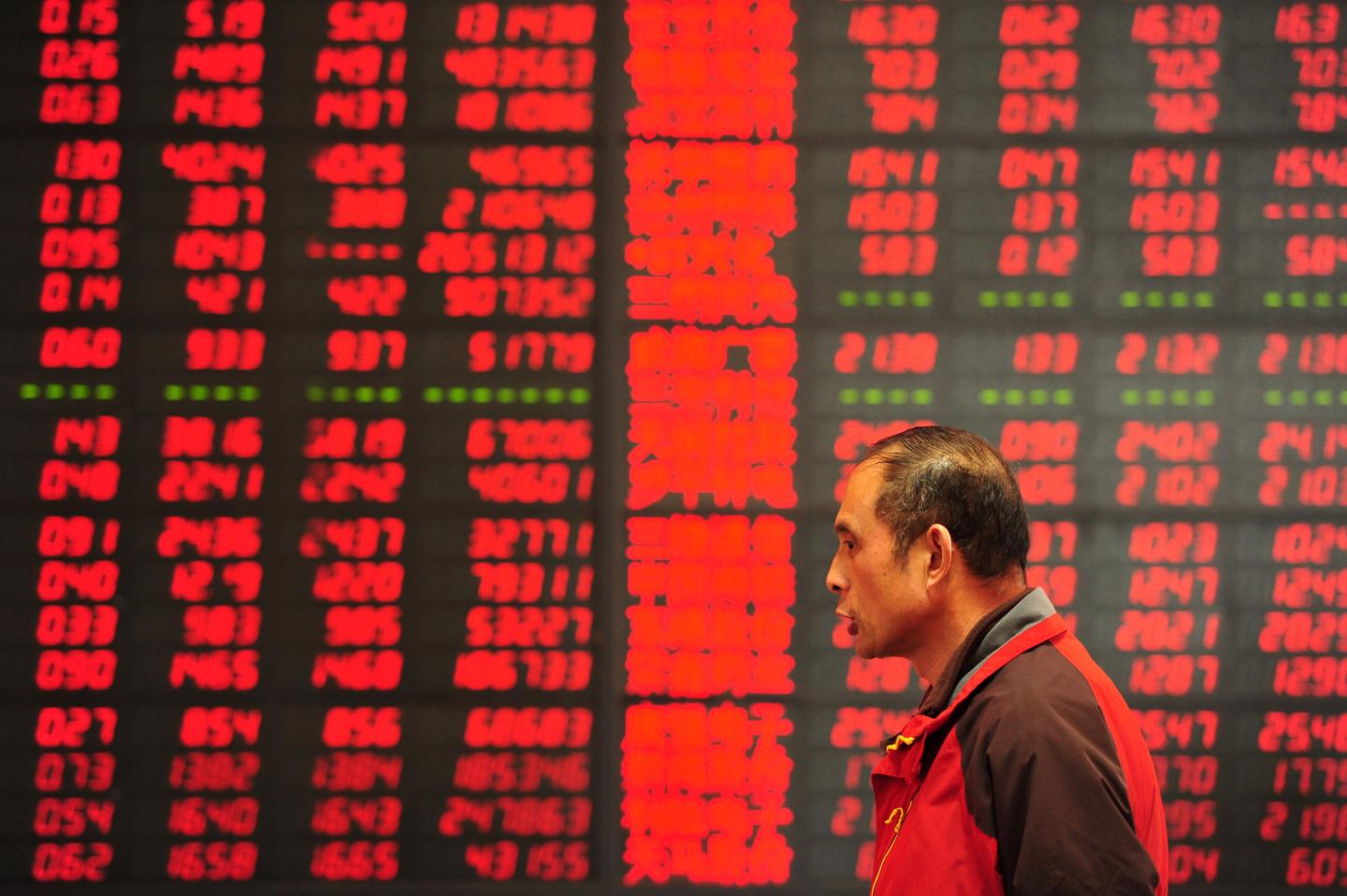 CHINA-ECONOMY-STOCKS