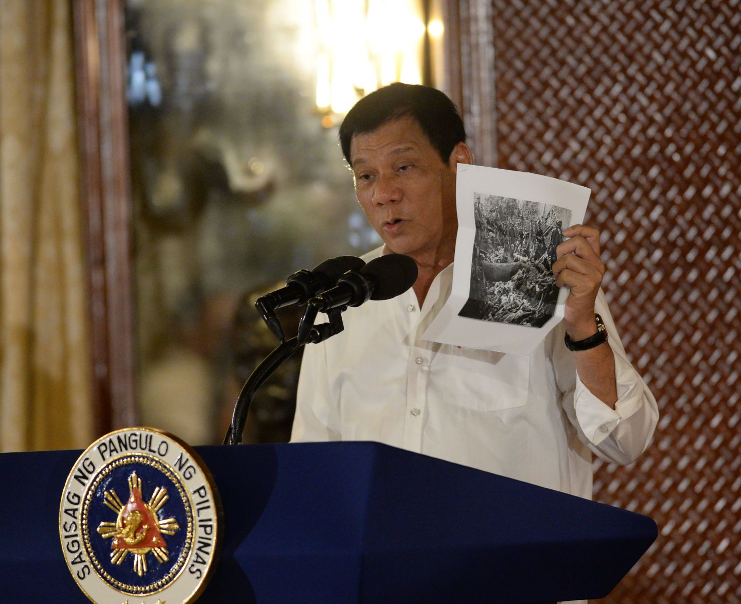 PHILIPPINES-US-DIPLOMACY-CRIME-RIGHTS