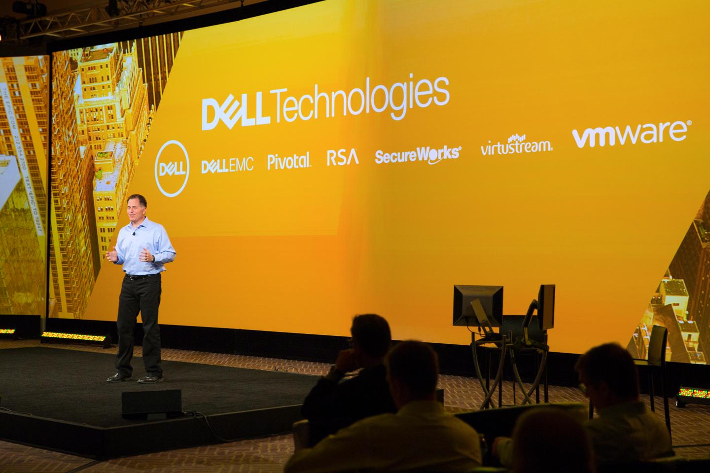 Here’s How Dell Technologies Will Contend With Amazon in Cloud