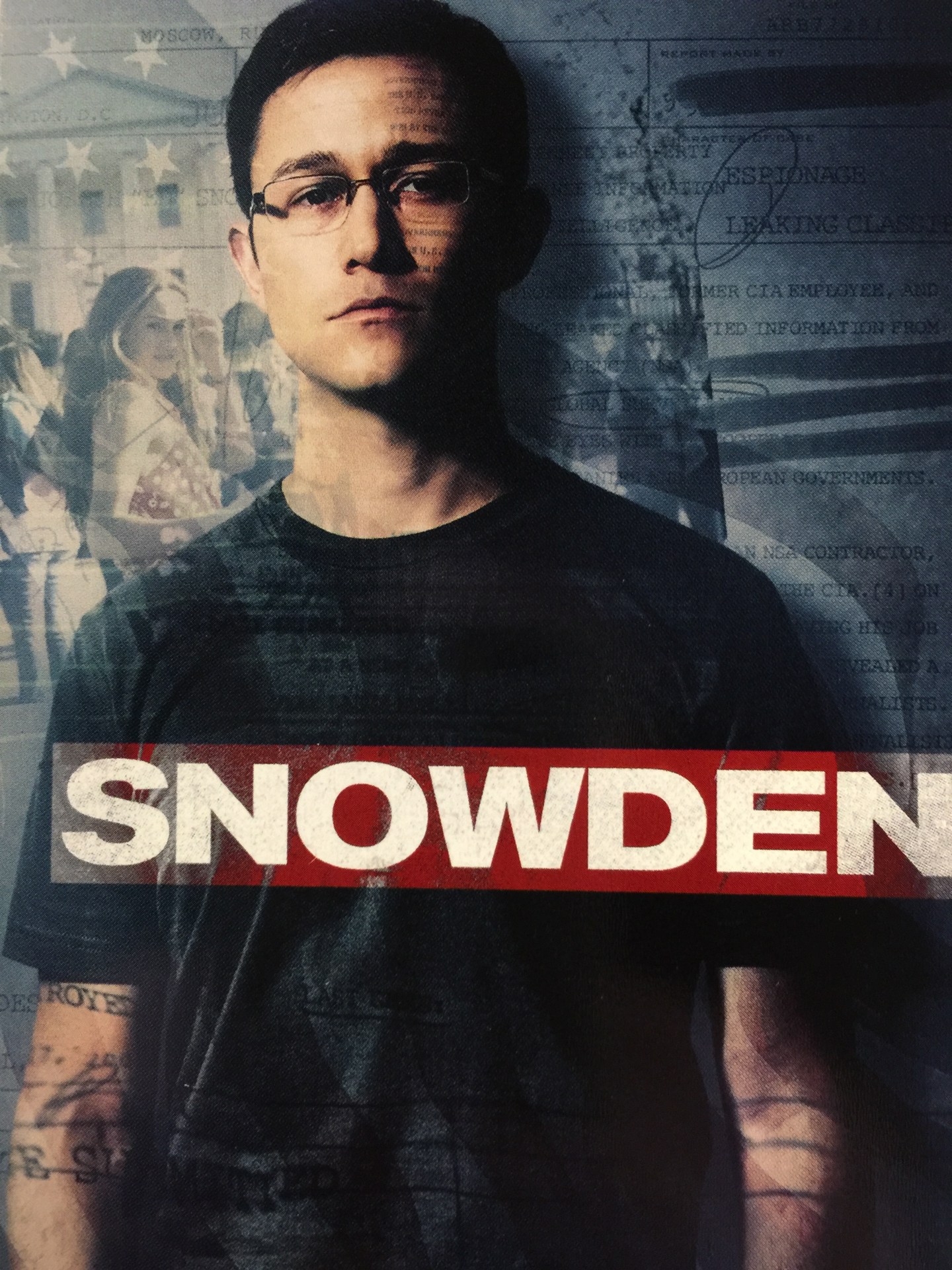 ‘Snowden’ Is a Bloated Expose About How They Spy On Us