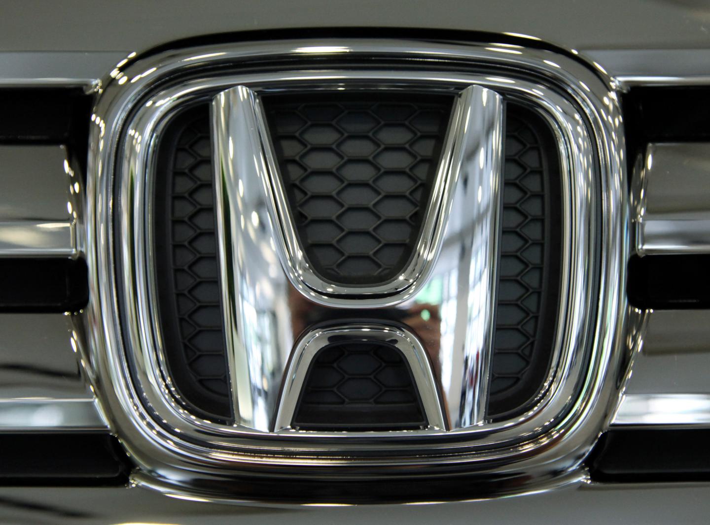 Honda Plans to Double Auto Sales Over 5 Years Led by Small Cars