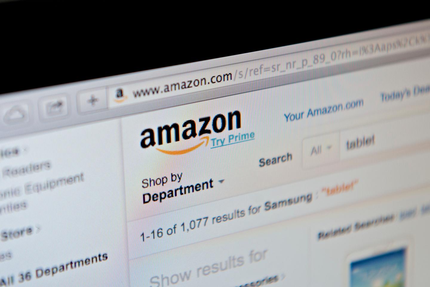 Amazon.com Illustrations Ahead Of Earnings Figures
