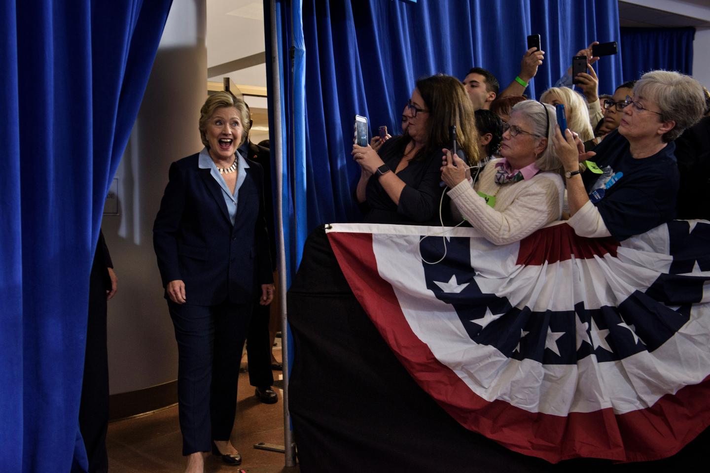 US-VOTE-DEMOCRATS-CLINTON