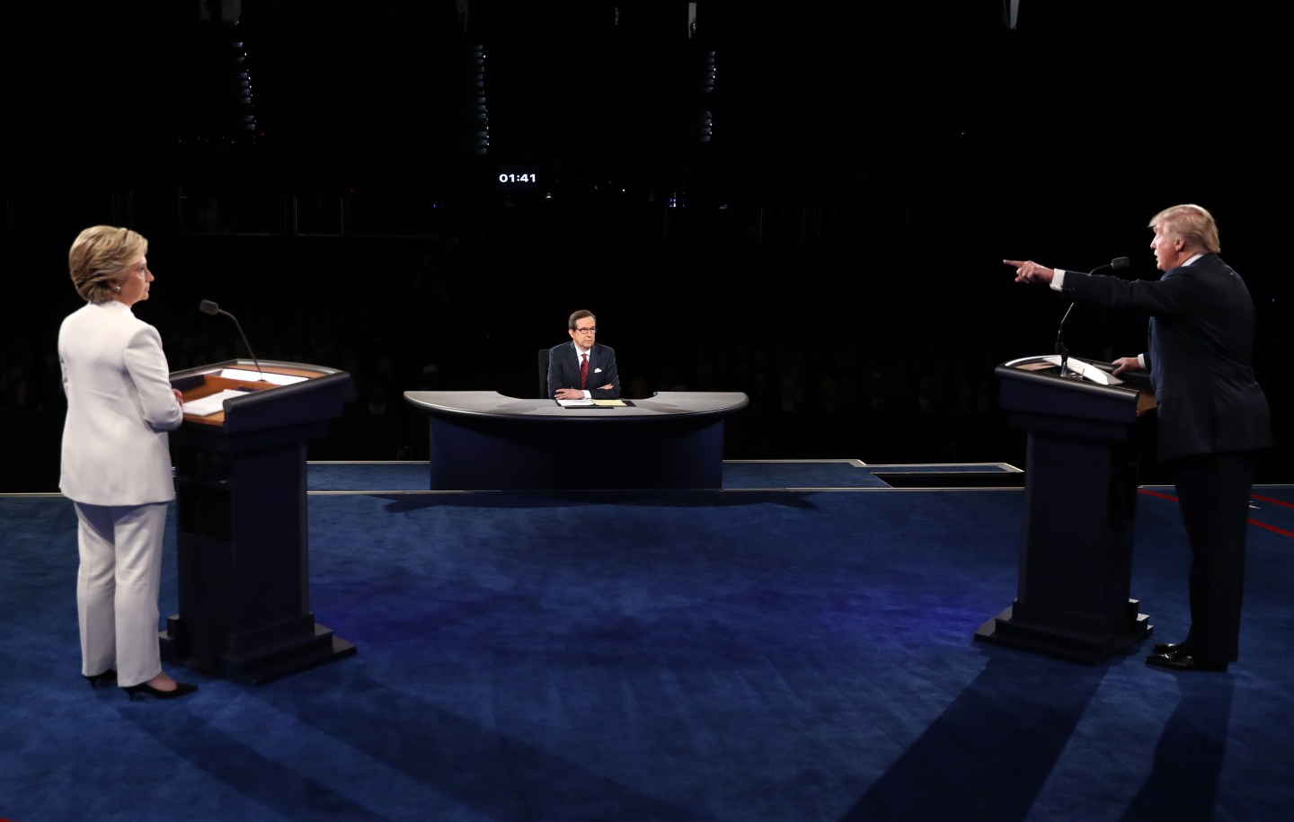 TOPSHOT-US-VOTE-DEBATE