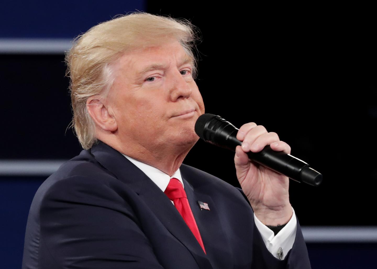 Candidates Hillary Clinton And Donald Trump Hold Second Presidential Debate At Washington University