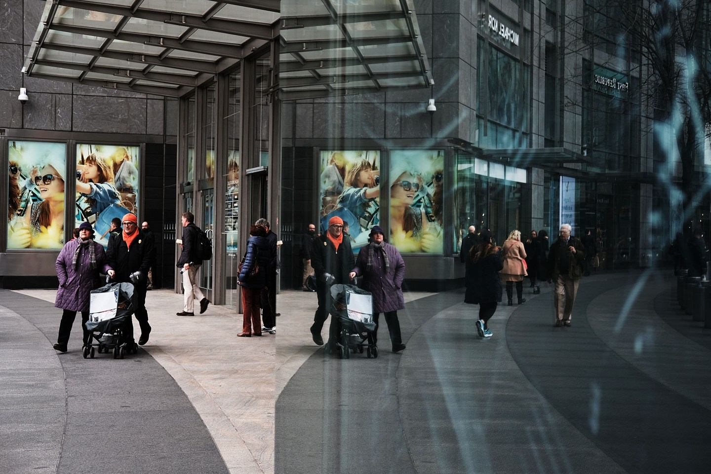 U.S. Retail Sales Fall 0.1 Percent In February