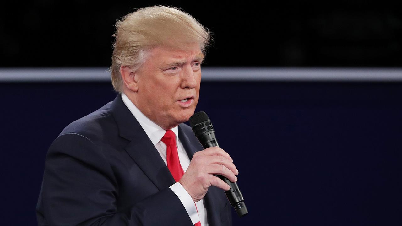 Donald Trump Answered a Question About Islamophobia by Saying Muslims Need to Report Terrorists