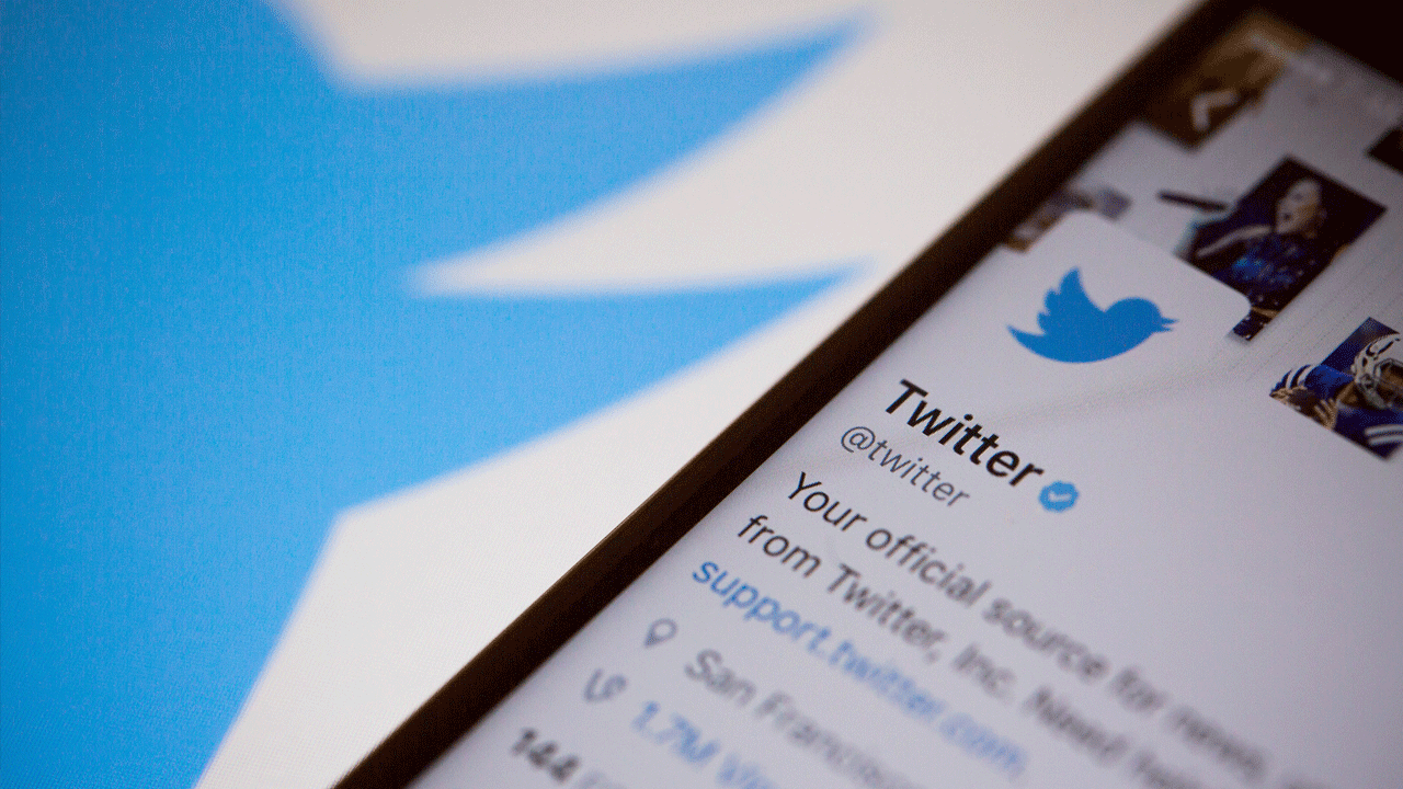 How Twitter Outperformed With BuzzFeed During the Election Livestream