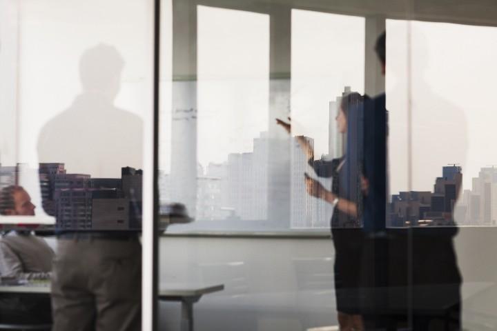 Here’s What You Need to Consider Before Starting a Business With a Partner