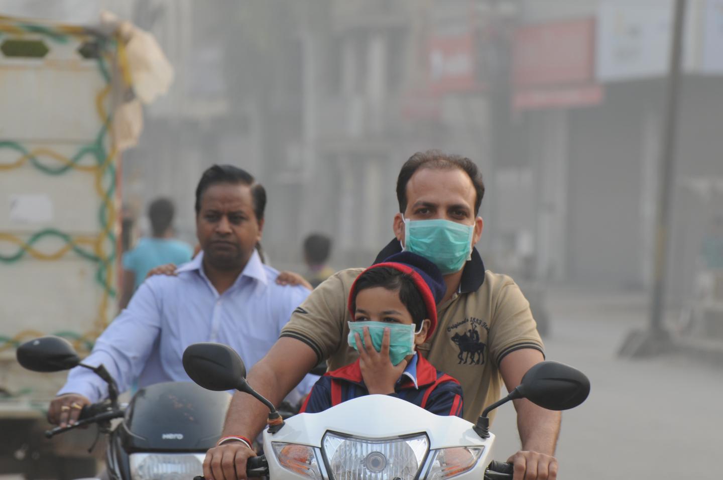 Smog in China and India Have Given Birth to a New Industry: Bottled Air