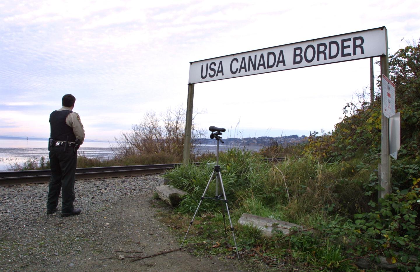 U.S. Authorities Detained a Woman for 2 Weeks After She Accidentally Jogged Over the Border from Canada