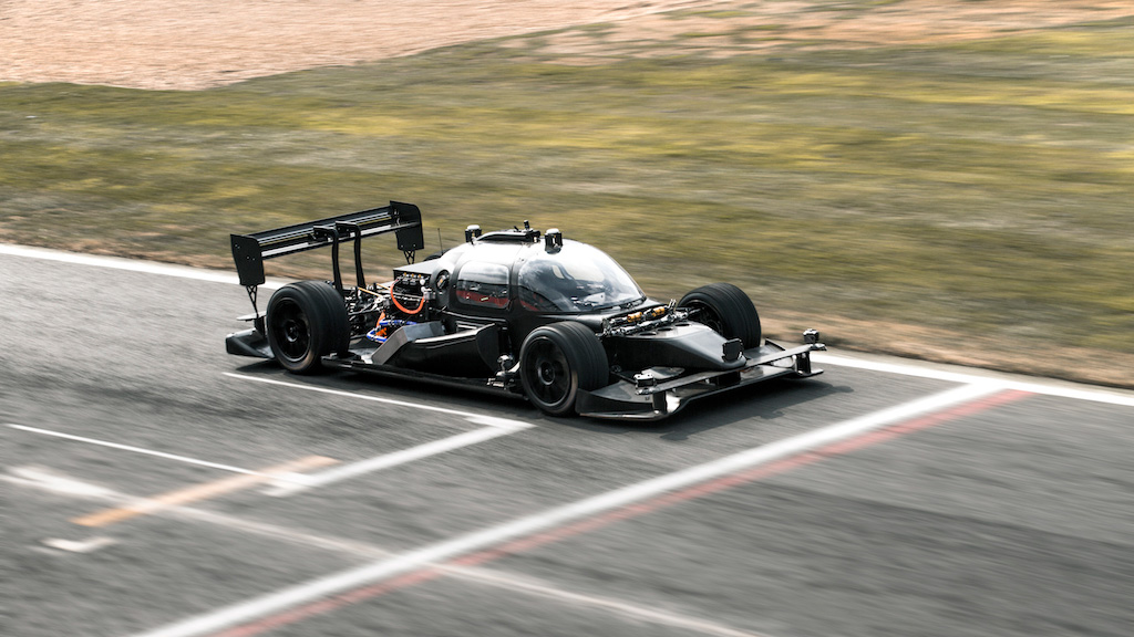 Watch What It’s Like Inside a Speeding Self-Racing Car
