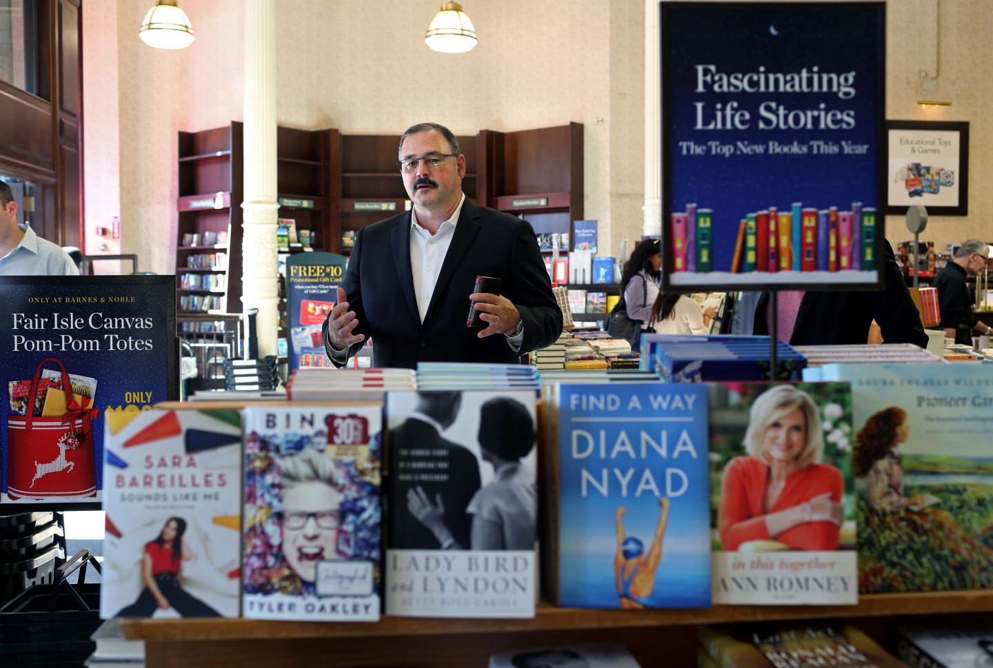 Inside A Barnes & Noble Inc. Location As New CEO Sees Non-Book Items As Key To Holidays