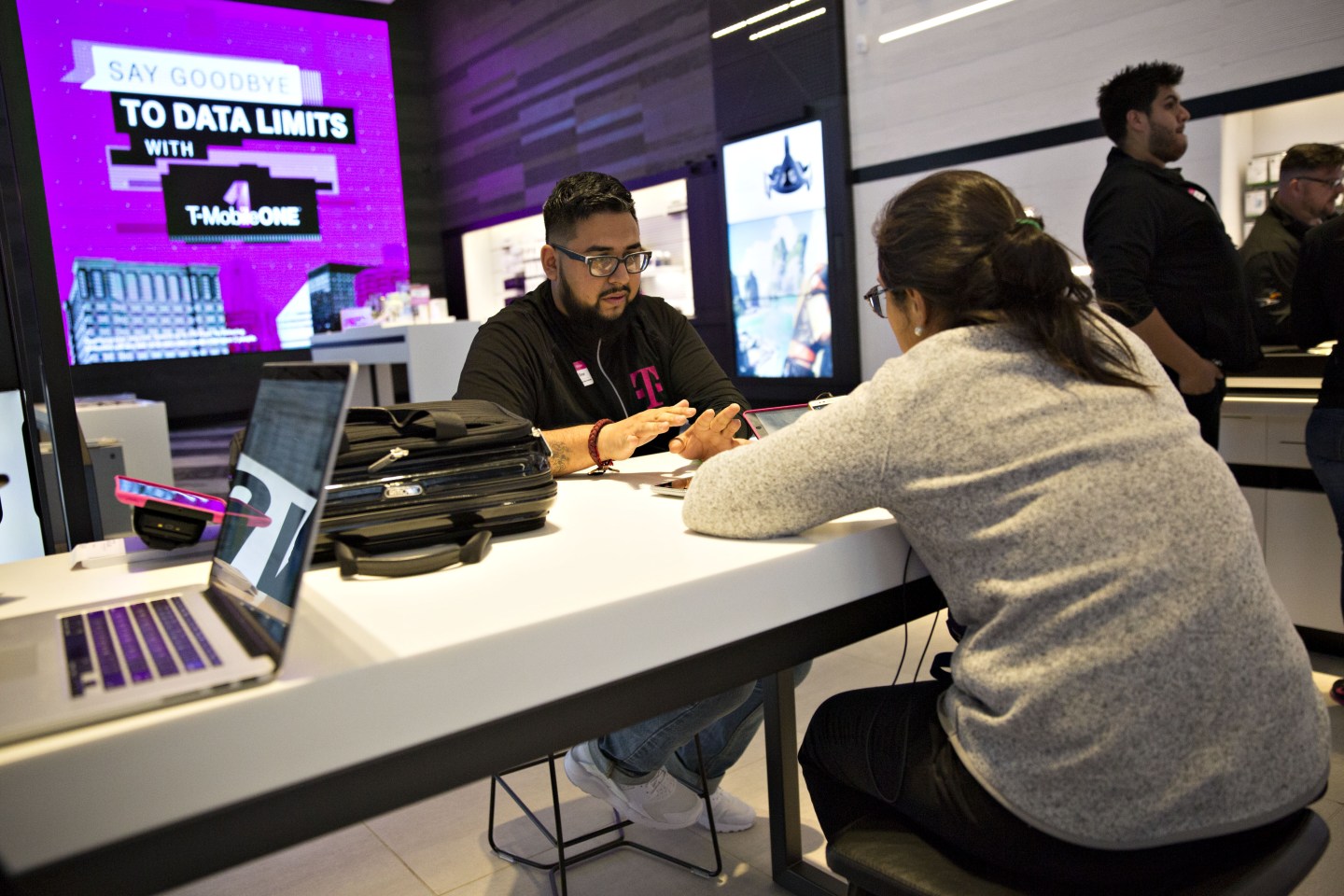 Inside A T-Mobile US Inc. Store Ahead Of Earnings Figures