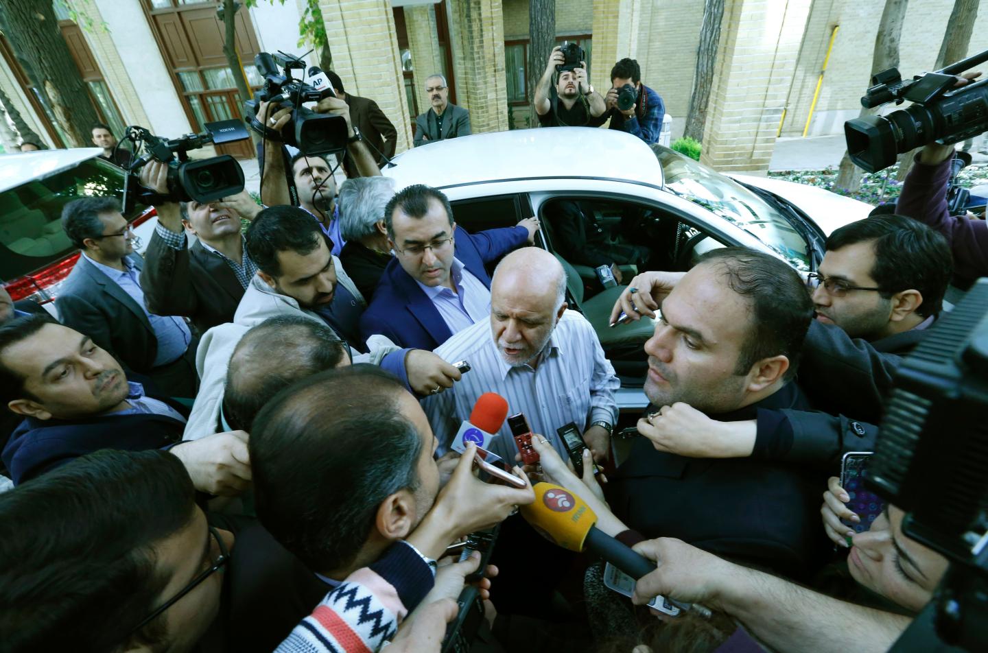 IRAN-GAS-ECONOMY