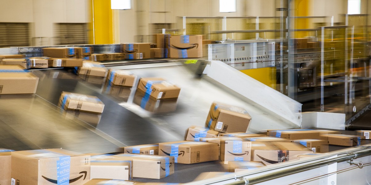 Cyber Monday 2016: An Inside Look at Amazon on Cyber Monday | Fortune