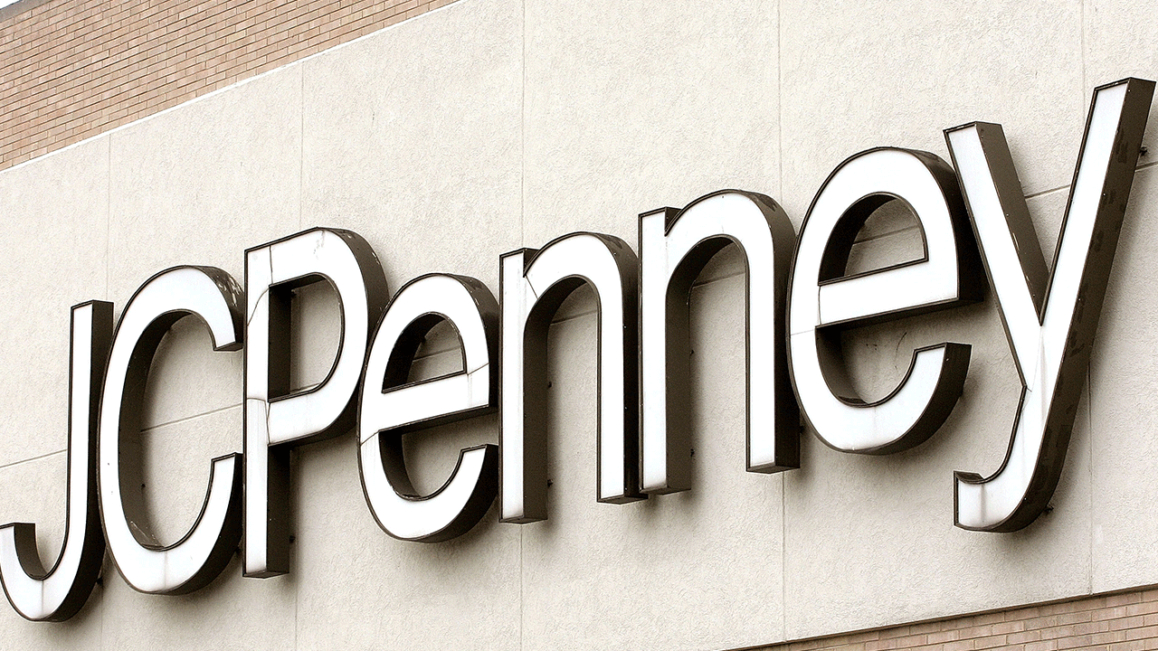 J.C. Penney Is Slashing Hundreds of Jobs in the Wake of a Disappointing Holiday Quarter