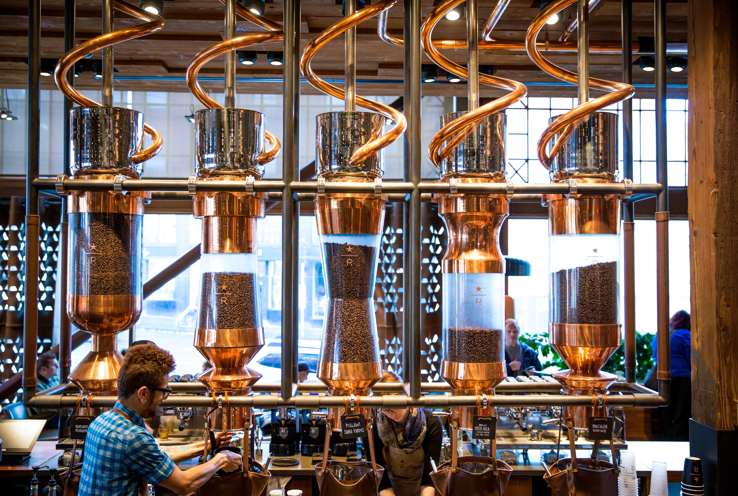 starbucks_roastery_-_2016_4.