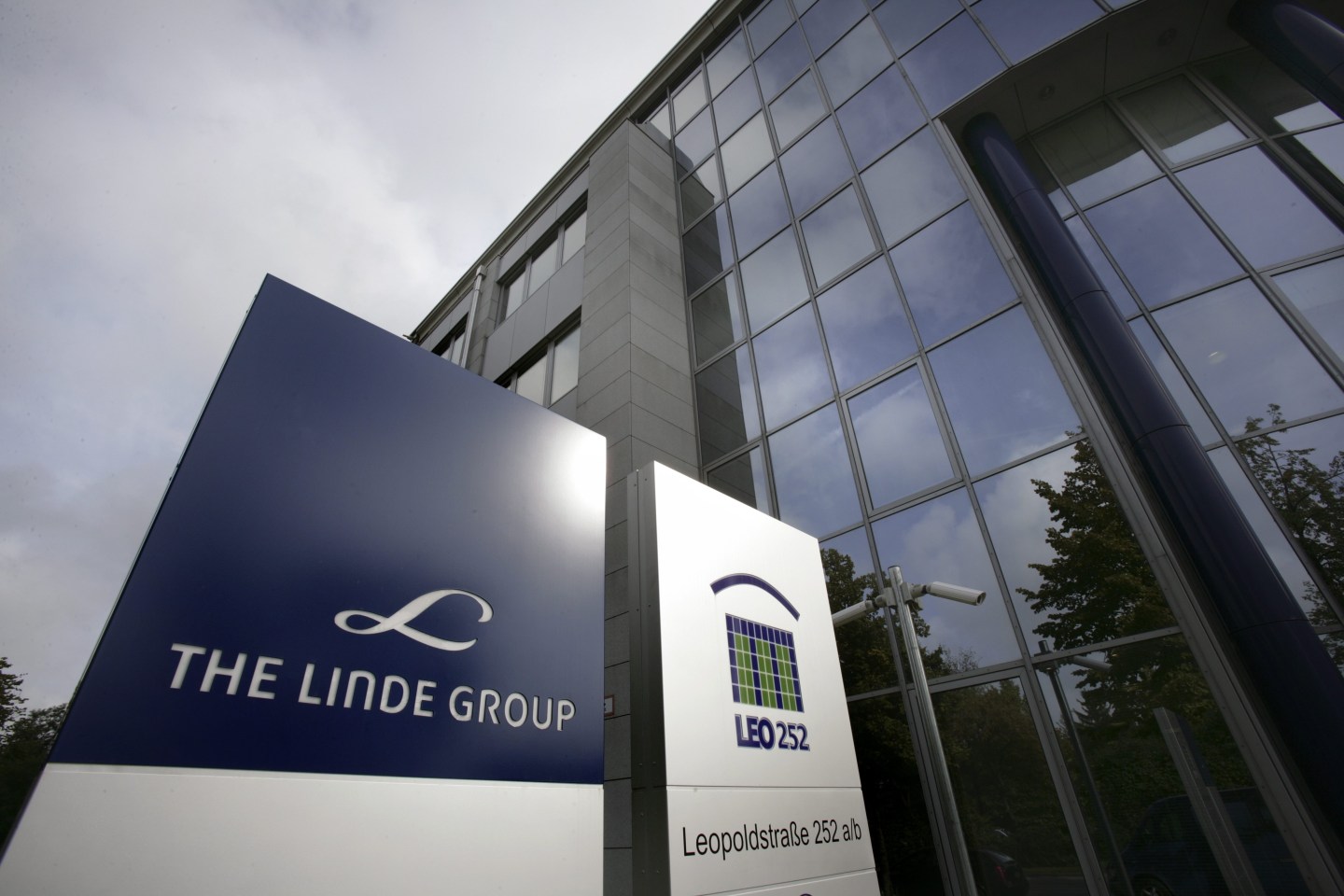 GERMANY, MUNICH, Headquarters of the Linde Group in Munich.