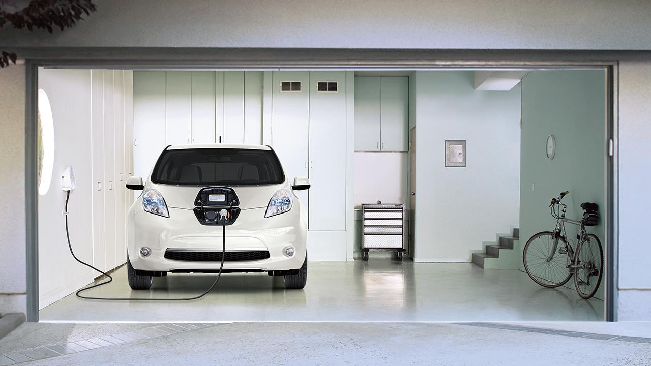 Nissan’s New Electric Vehicle Goal: Sell 1 Million Annually by 2022