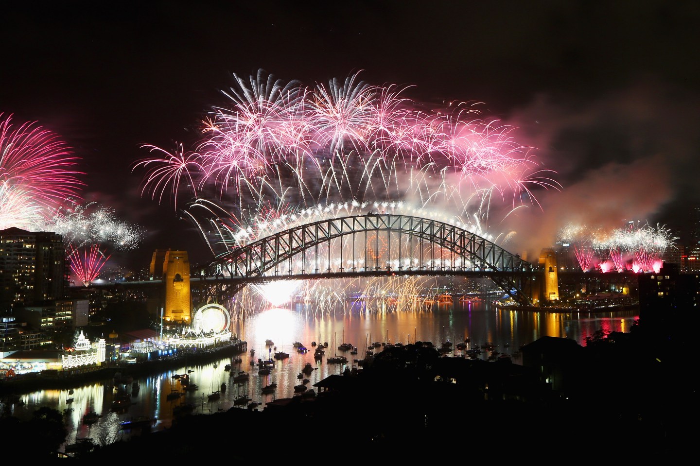 Sydney Celebrates New Year's Eve