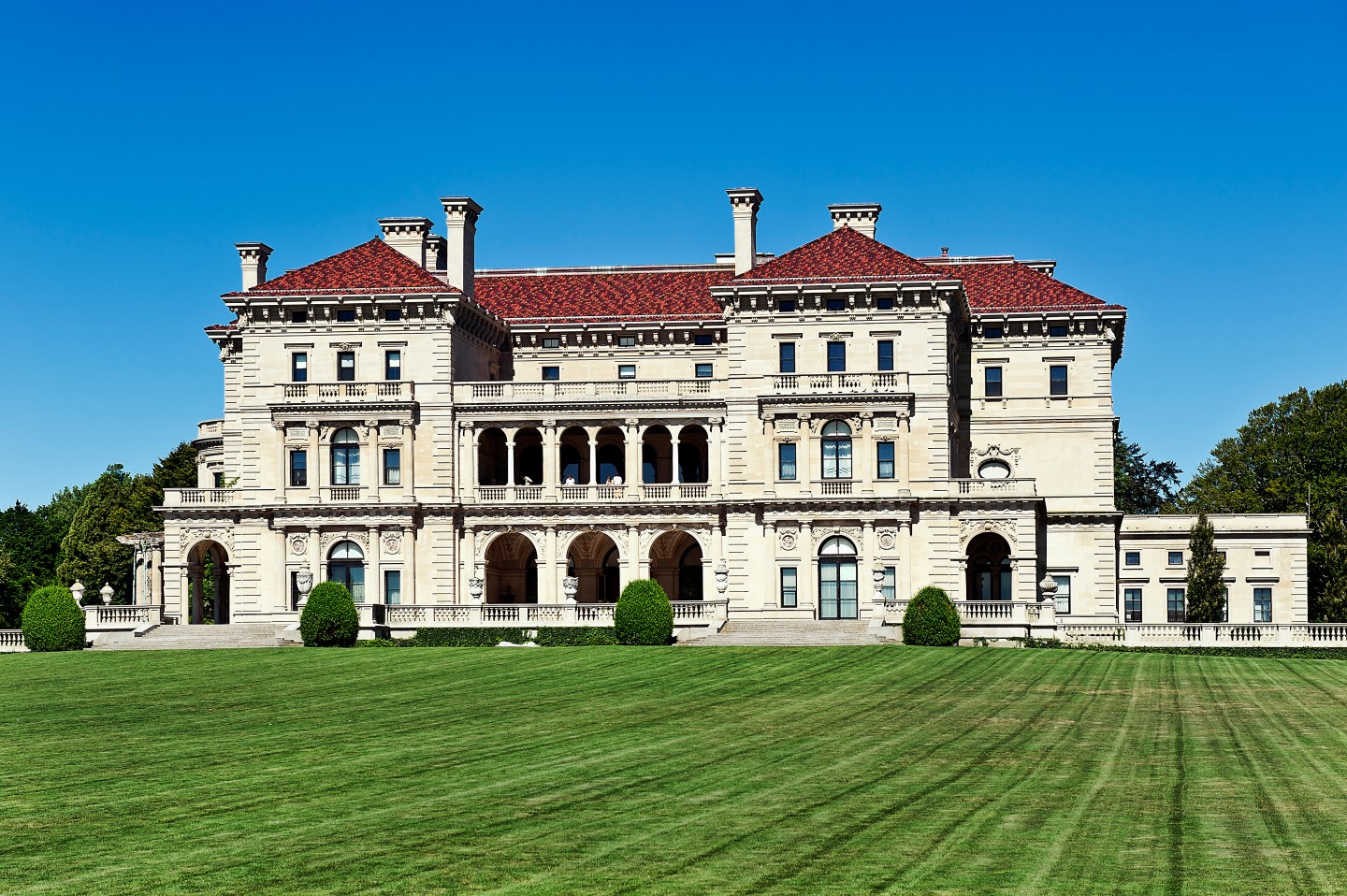 The Breakers mansion located along the Cliff Walk