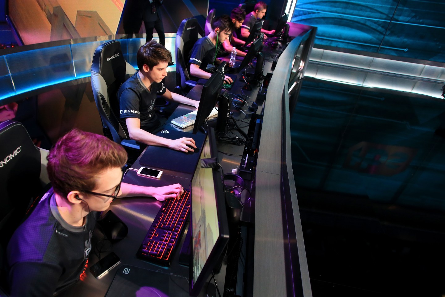 ELEAGUE Week 2 - Group Stage A - Day 4