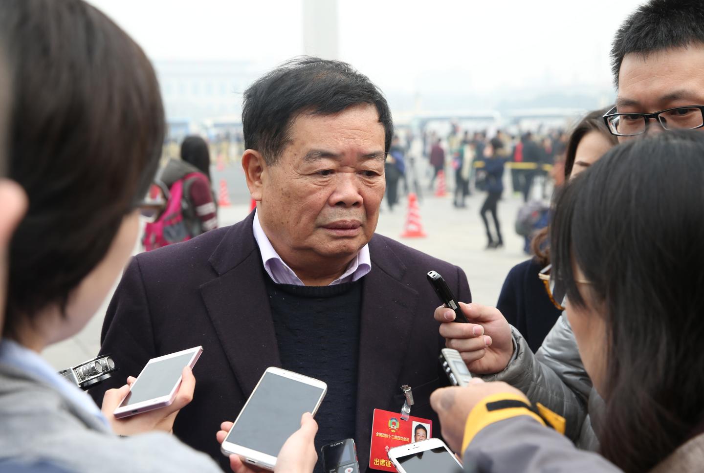 Celeb delegates highlight annual session of China's top political advisor