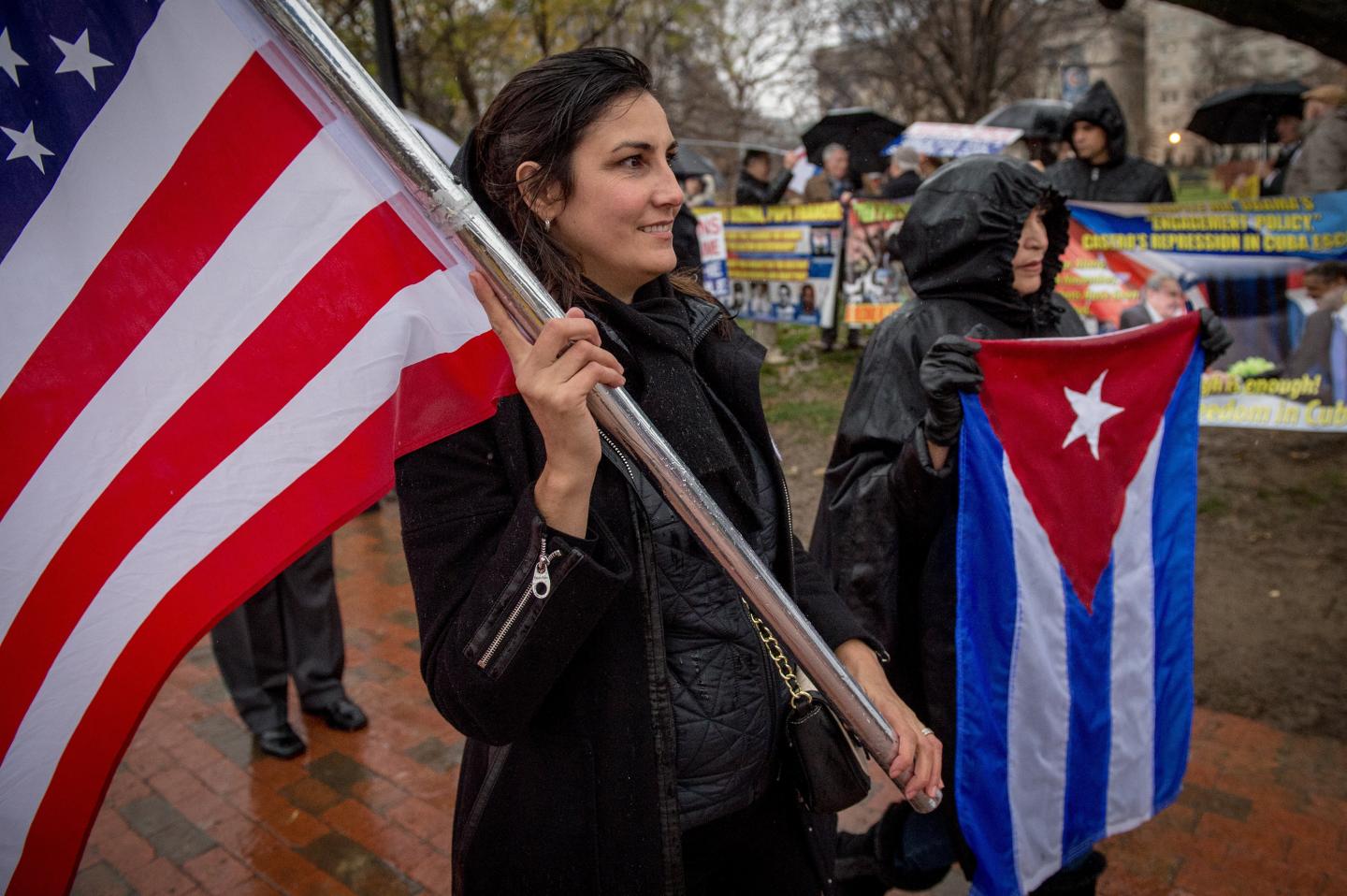 Miami Cuban exiles trek to Washington to protest Obama policy