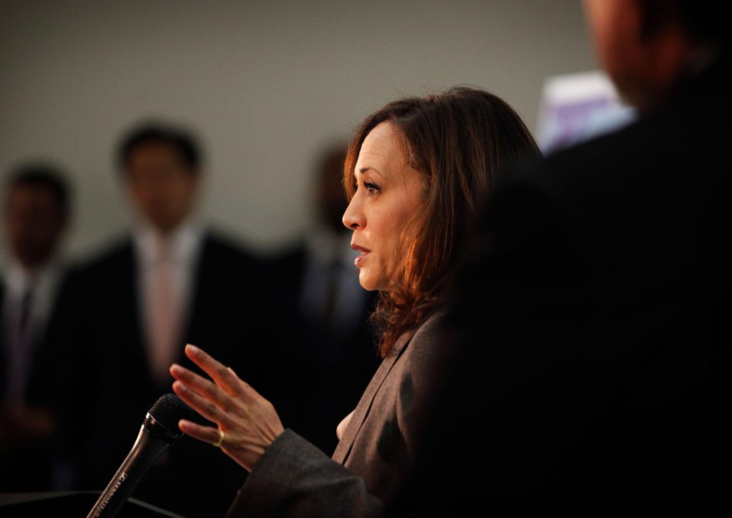 LOSANGELES, CA 0320- Attorney General Kamala D. Harris,  joined by law enforcement officials includi
