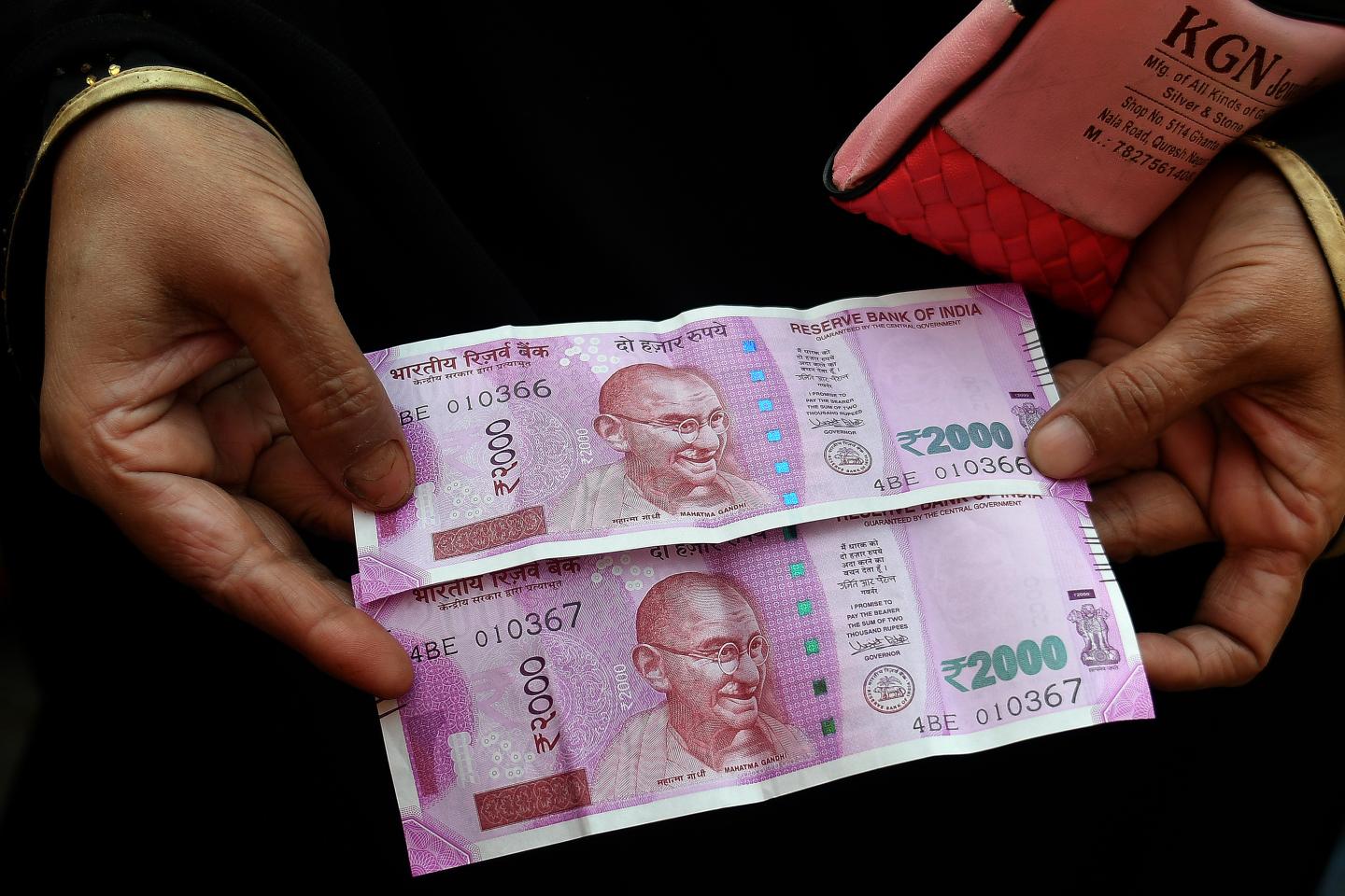 New Banknotes in Circulation As Cash Crisis Continues Following Ant-graft Measure