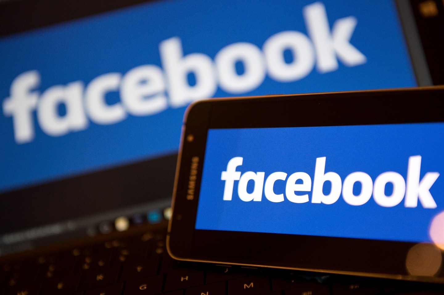 BRITAIN-US-TECHNOLOGY-INTERNET-BUSINESS-JOBS-FACEBOOK
