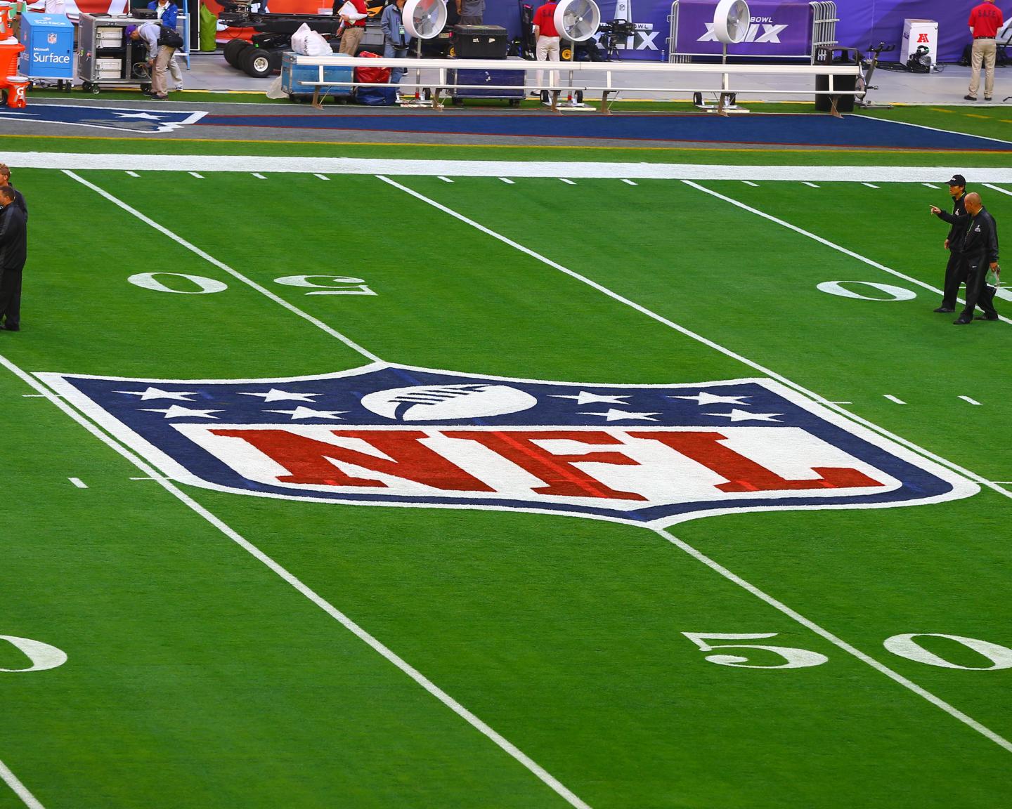 nfl logo super bowl ads
