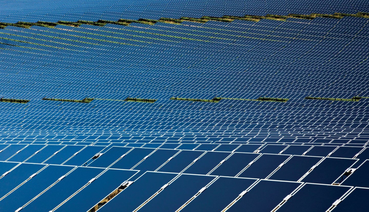 Parker Hannifon solar power generation.