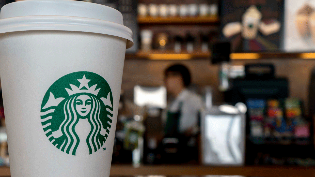 Starbucks Baristas Can’t Keep Up With Mobile Orders