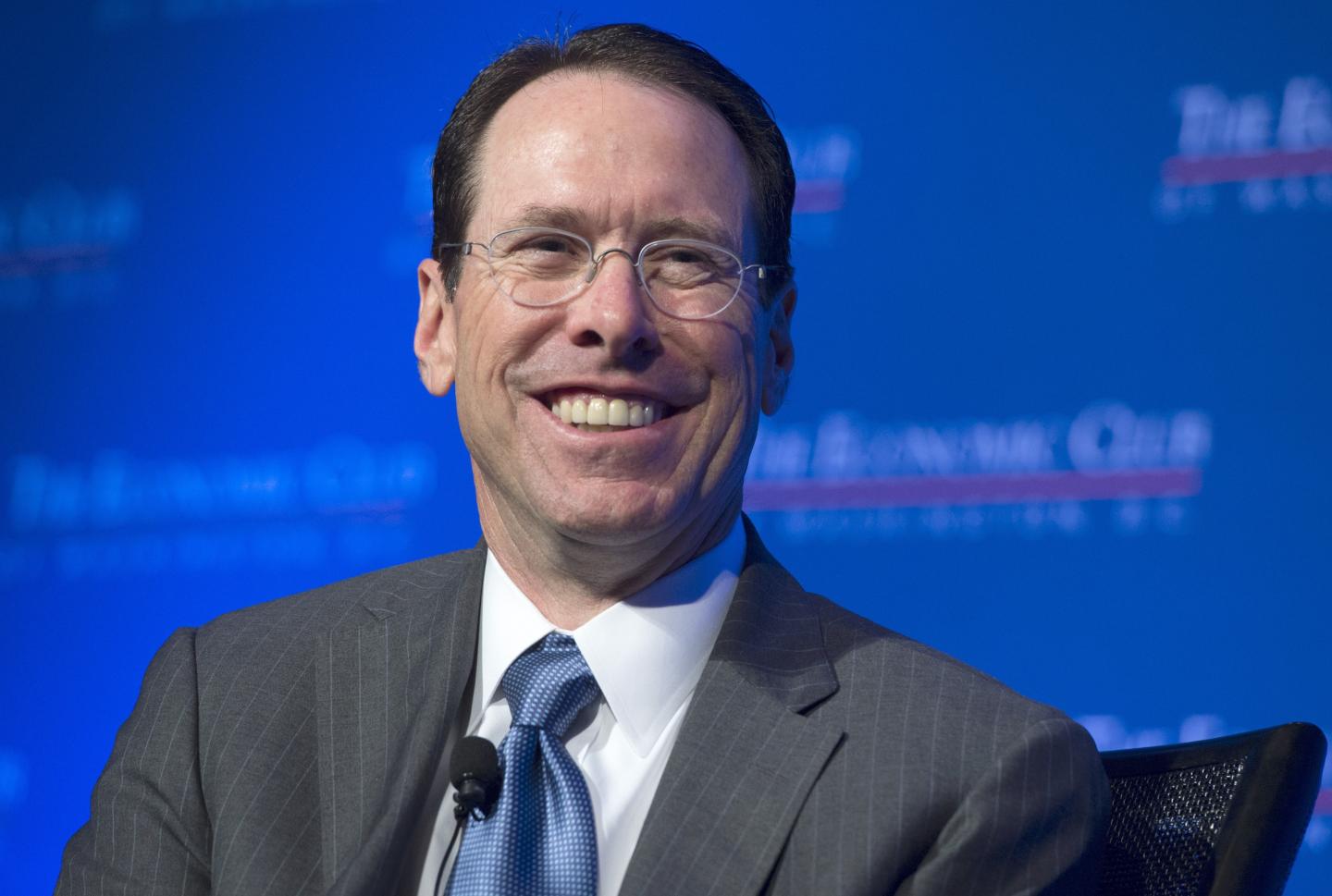 US-FINANCE-ATT