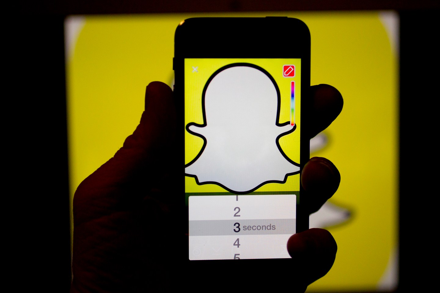 Snapchat Raising Money That Could Value Company At Up To $19 Billion